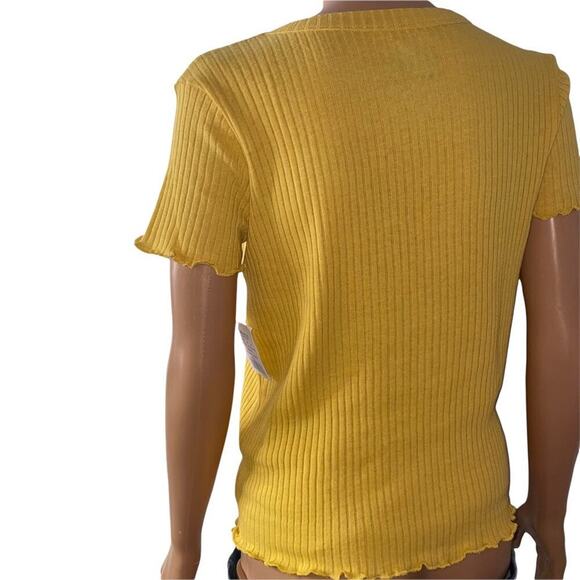 Juniors' MTV T-Shirt Giraffe Print Graphic Baby Tee LARGE, Ochre/mustard yellow - Picture 4 of 9